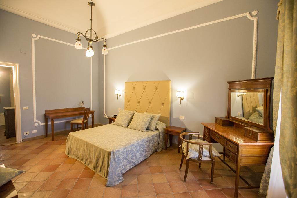 Отель Palazzo Raho Чефалу Номер фото